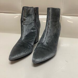 Steve Madden - Silver Velvet Boots - Pointed Velvet Ankle Booties - Comfy Winter